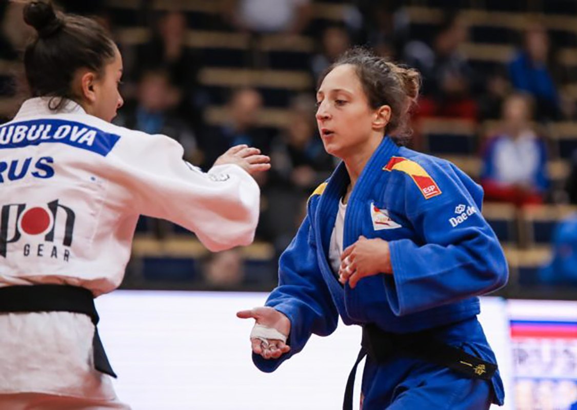 Mireia dresses in bronze in the European U21