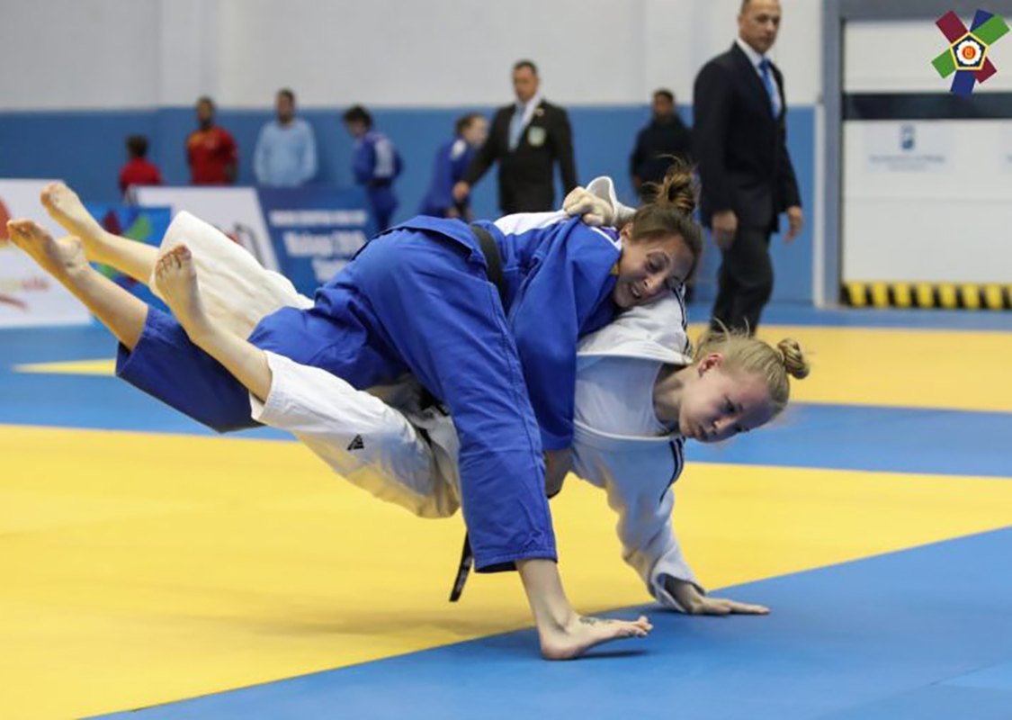 Mireia Lapuerta wins the gold in the U-21 European Cup played in Prague